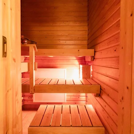 Romantic Sauna Retreat Near Sello And Nature Perfect 公寓