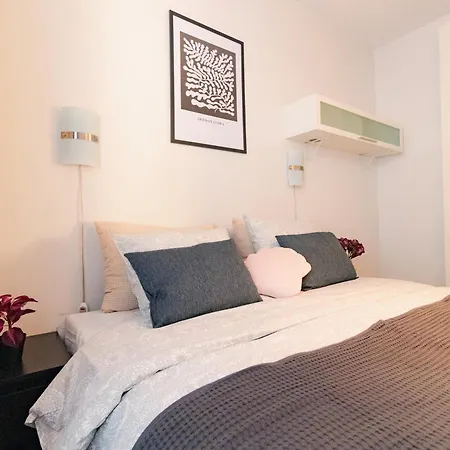 Apartamento Romantic Sauna Retreat Near Sello And Nature Perfect