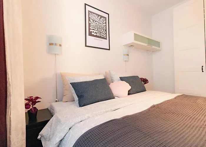 Lägenhet Romantic Sauna Retreat Near Sello And Nature Perfect