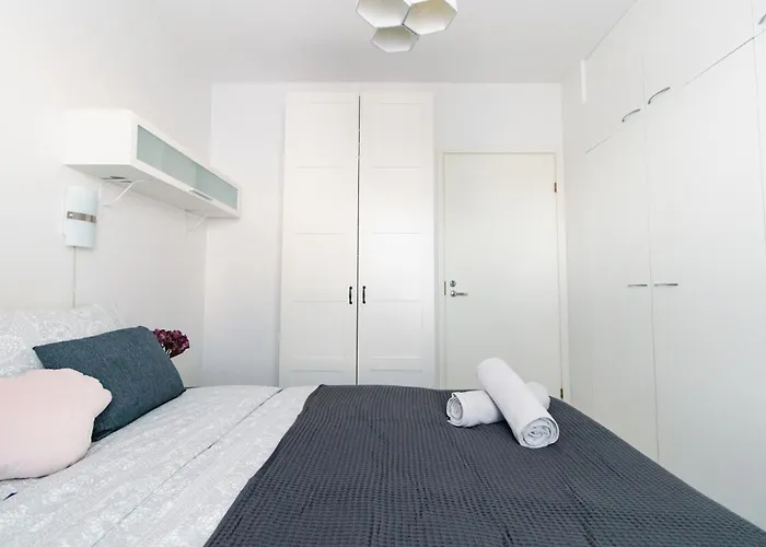 Romantic Sauna Retreat Near Sello And Nature Perfect Lägenhet Esbo